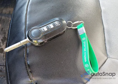 2015 Ram Promaster 1500 Low Roof z USA, uszkodzony, nr VIN 3C6TRVAG6FE502241